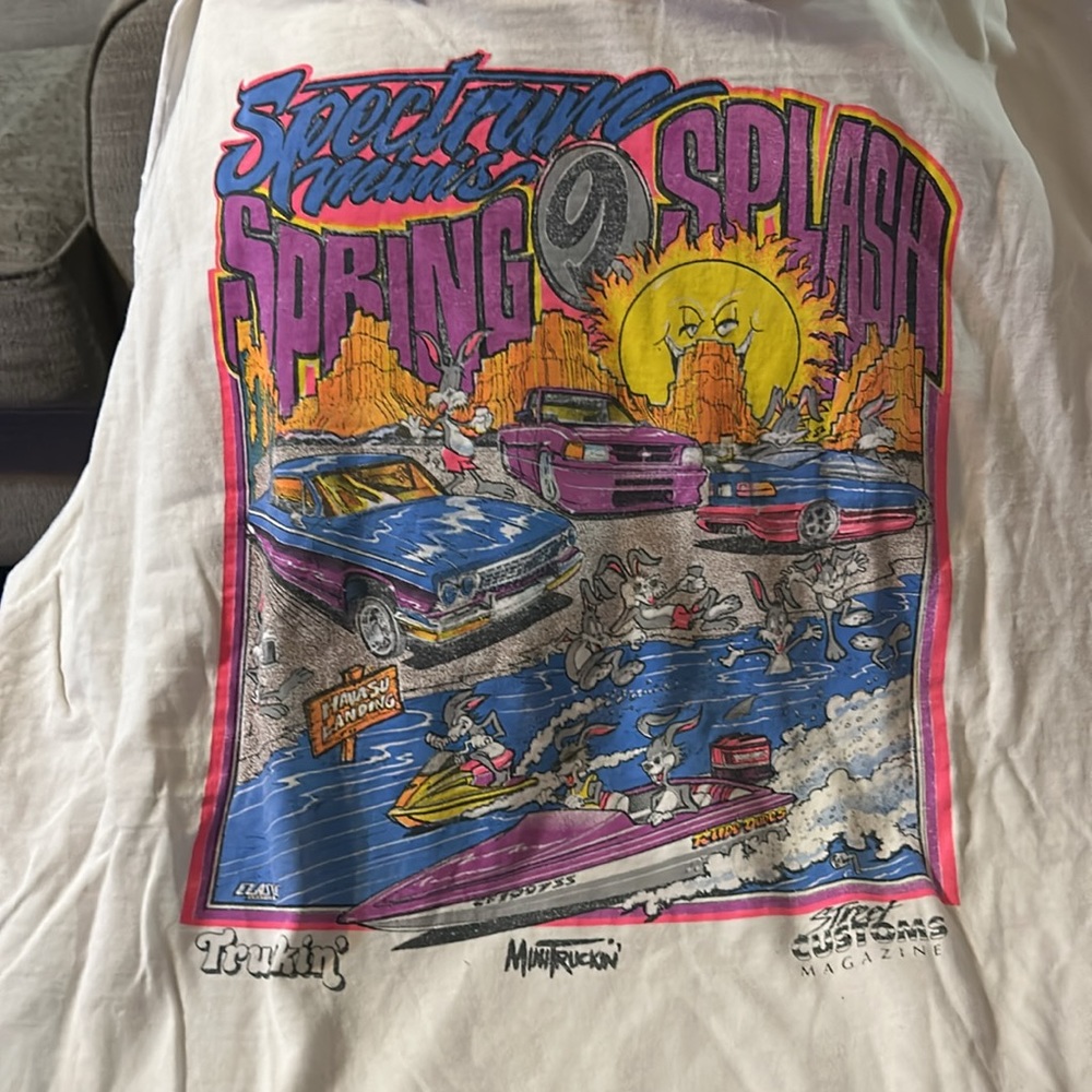 Vintage Spring Splash Graphic Tee